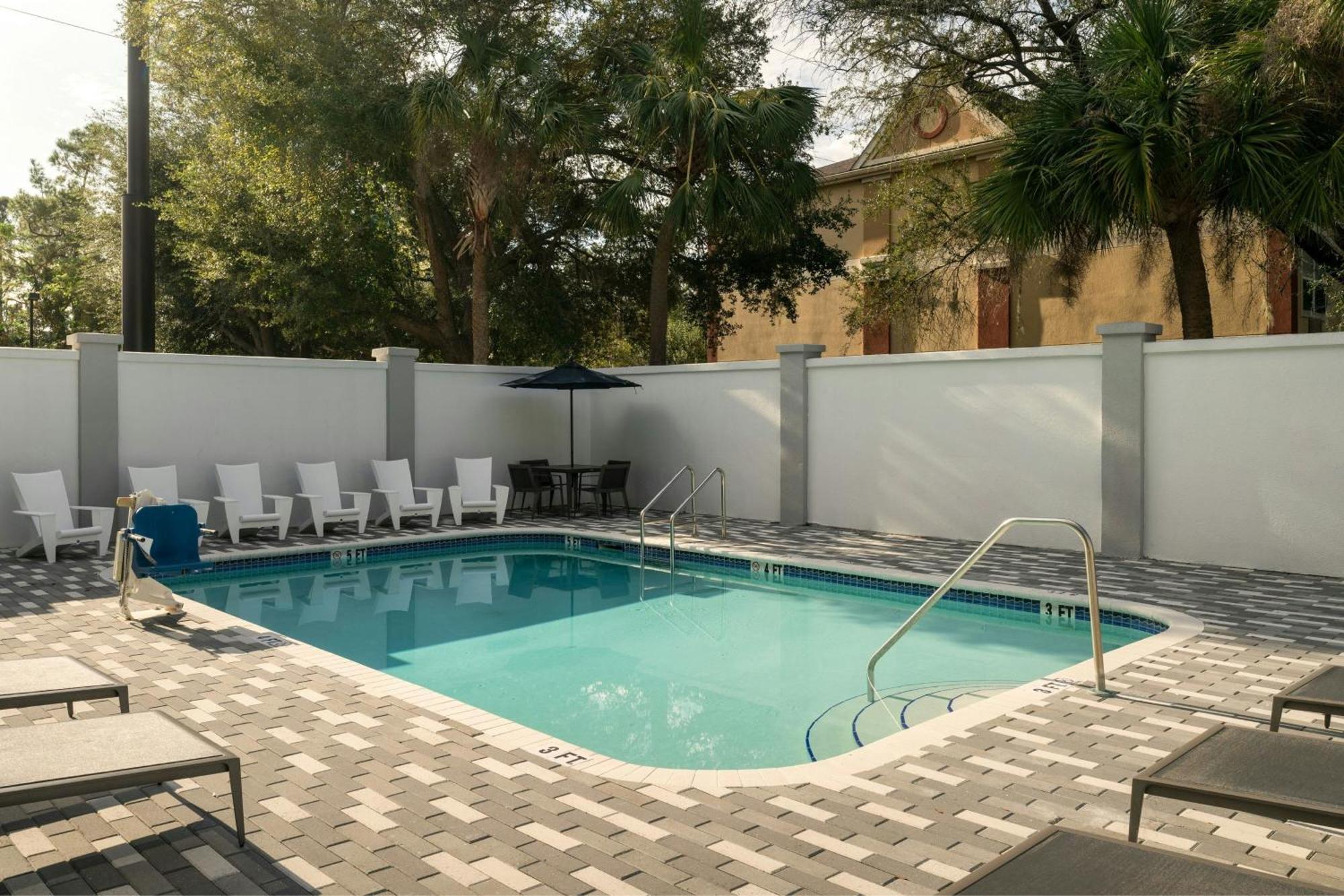 Courtyard By Marriott Gainesville Fl Ngoại thất bức ảnh